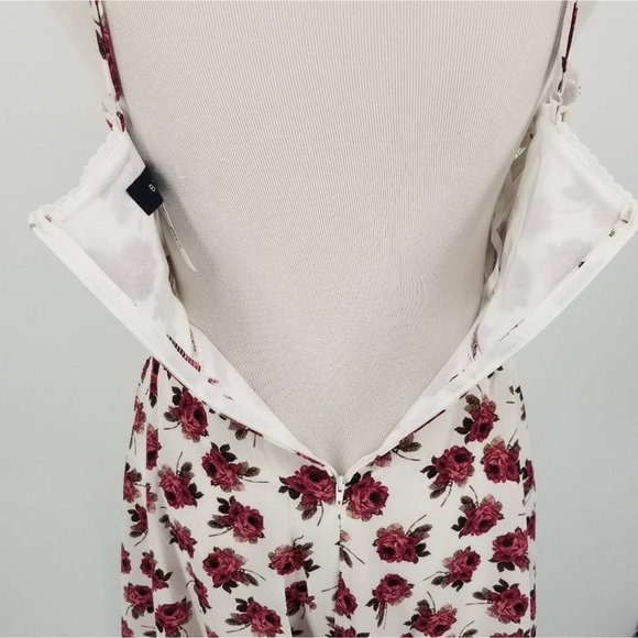 B. Darlin Juniors' Floral Print Halter Dress 1-2 - Picture 9 of 13